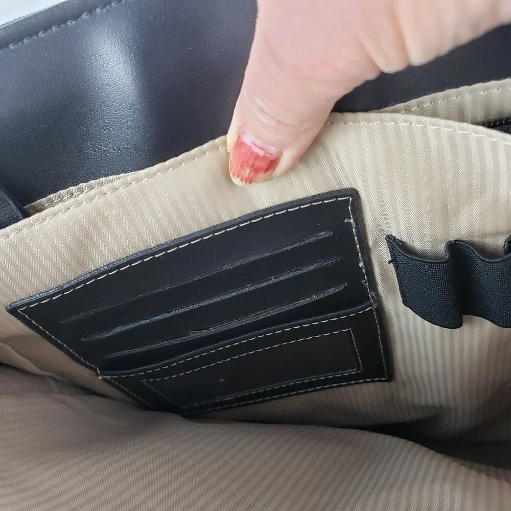 Targus Women's Nylon Laptop Bag with Buckle